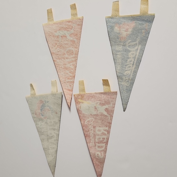 Vintage baseball team small pennant flags - Picture 3 of 11
